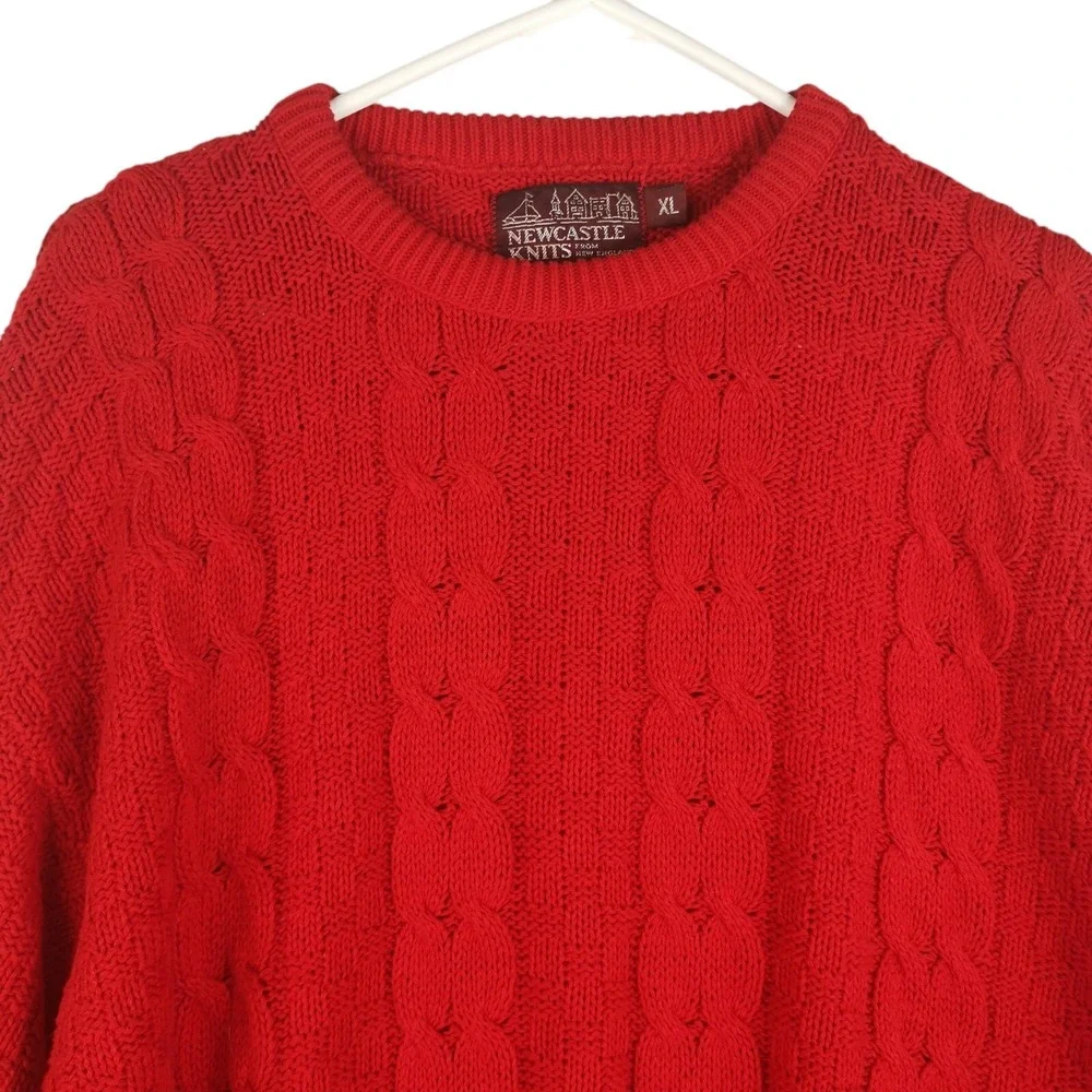 VINTAGE NewCastle Knits PULLOVER Men Size XL  Red Cable Knit  PIT TO PIT 27 IN